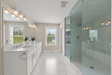 Tiny photo for 359 Hawthorne Boulevard, Glen Ellyn, IL 60137 (MLS # 12620069)