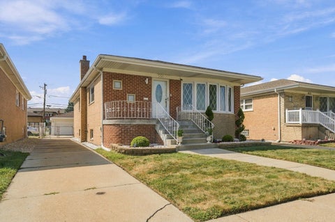 Tiny photo for 550 Yates Avenue, Calumet City, IL 60409 (MLS # 12756191)