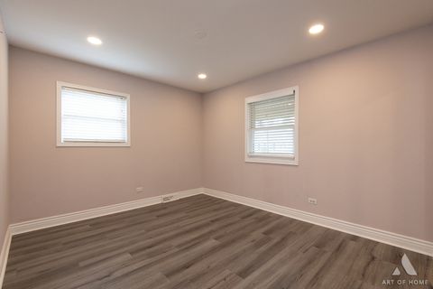 Tiny photo for 10231 Hawthorne Drive, Orland Park, IL 60462 (MLS # 12634612)
