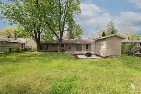 Tiny photo for 10231 Hawthorne Drive, Orland Park, IL 60462 (MLS # 12634612)