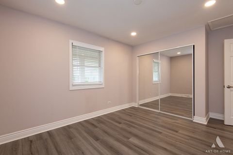 Tiny photo for 10231 Hawthorne Drive, Orland Park, IL 60462 (MLS # 12634612)