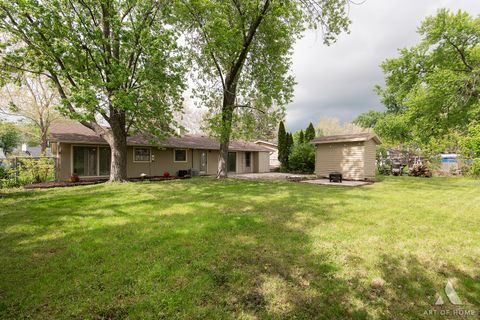 Tiny photo for 10231 Hawthorne Drive, Orland Park, IL 60462 (MLS # 12634612)