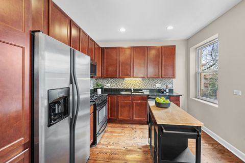 Tiny photo for 5619 N Wayne Avenue #2F, Chicago, IL 60660 (MLS # 12581226)