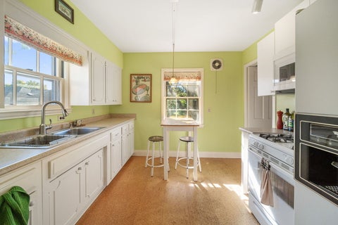 Tiny photo for 575 E 12th Street, Lockport, IL 60441 (MLS # 12791066)