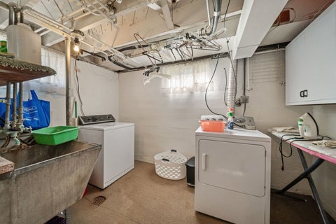Tiny photo for 575 E 12th Street, Lockport, IL 60441 (MLS # 12791066)
