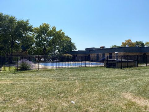 Tiny photo for 5A Dundee Quarter Drive #206, Palatine, IL 60074 (MLS # 12470760)