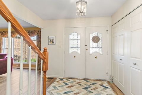 Tiny photo for 1363 W Saint James Court, Palatine, IL 60067 (MLS # 12624572)