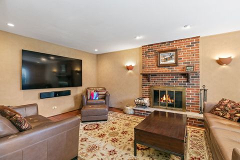 Tiny photo for 1363 W Saint James Court, Palatine, IL 60067 (MLS # 12624572)