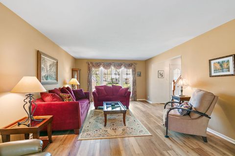 Tiny photo for 1363 W Saint James Court, Palatine, IL 60067 (MLS # 12624572)