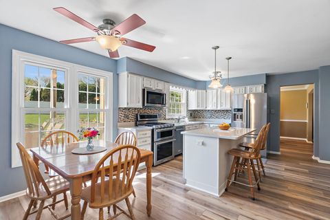 Tiny photo for 1363 W Saint James Court, Palatine, IL 60067 (MLS # 12624572)