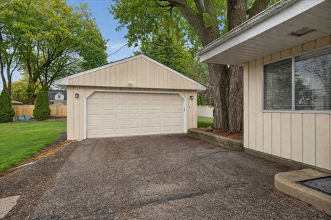 Tiny photo for 26 S Rohlwing Road, Palatine, IL 60074 (MLS # 12607054)
