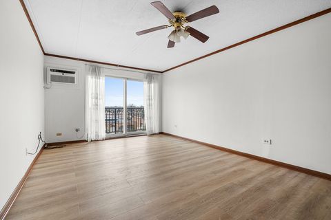 Tiny photo for 6490 N Northwest Highway #5F, Chicago, IL 60631 (MLS # 12606211)