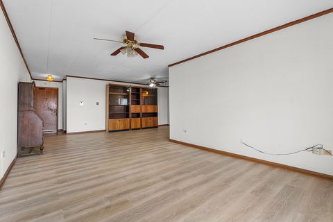 Tiny photo for 6490 N Northwest Highway #5F, Chicago, IL 60631 (MLS # 12606211)