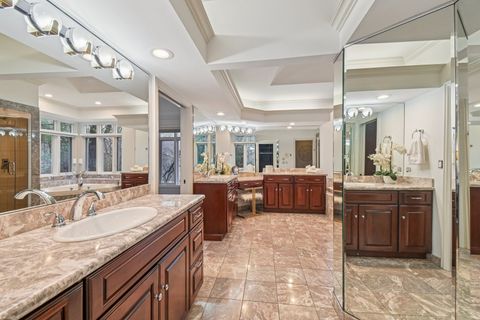 Tiny photo for 14 Briarwood Lane, Lincolnshire, IL 60069 (MLS # 12591663)