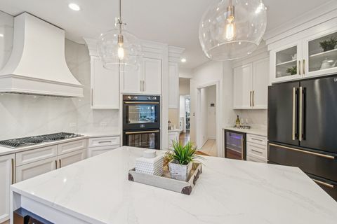 Tiny photo for 14 Briarwood Lane, Lincolnshire, IL 60069 (MLS # 12591663)