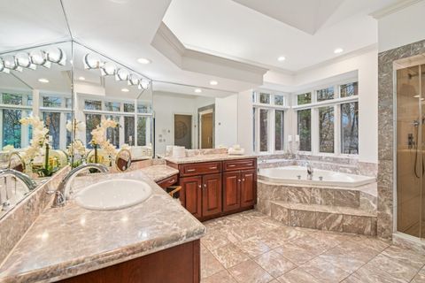 Tiny photo for 14 Briarwood Lane, Lincolnshire, IL 60069 (MLS # 12591663)