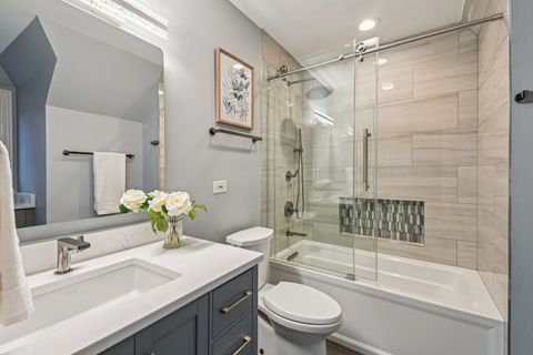 Tiny photo for 14 Briarwood Lane, Lincolnshire, IL 60069 (MLS # 12591663)