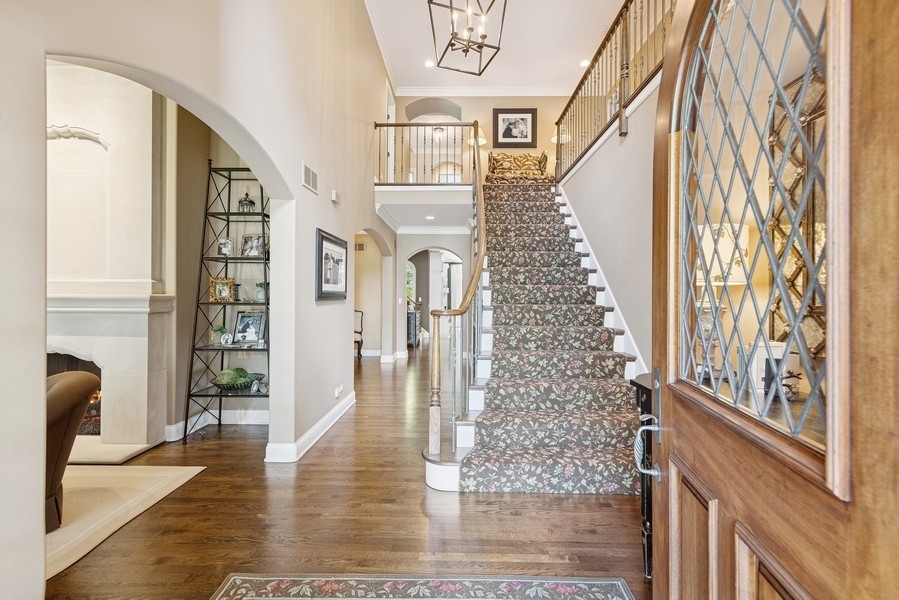 31 Oak Street S
