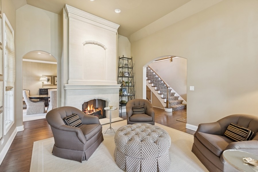 31 Oak Street S