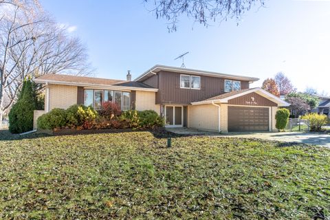 Tiny photo for 1205 Laurel Lane, Schaumburg, IL 60193 (MLS # 12519143)
