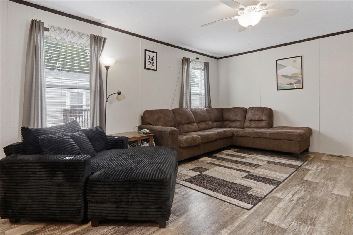 508 Parkland Drive
