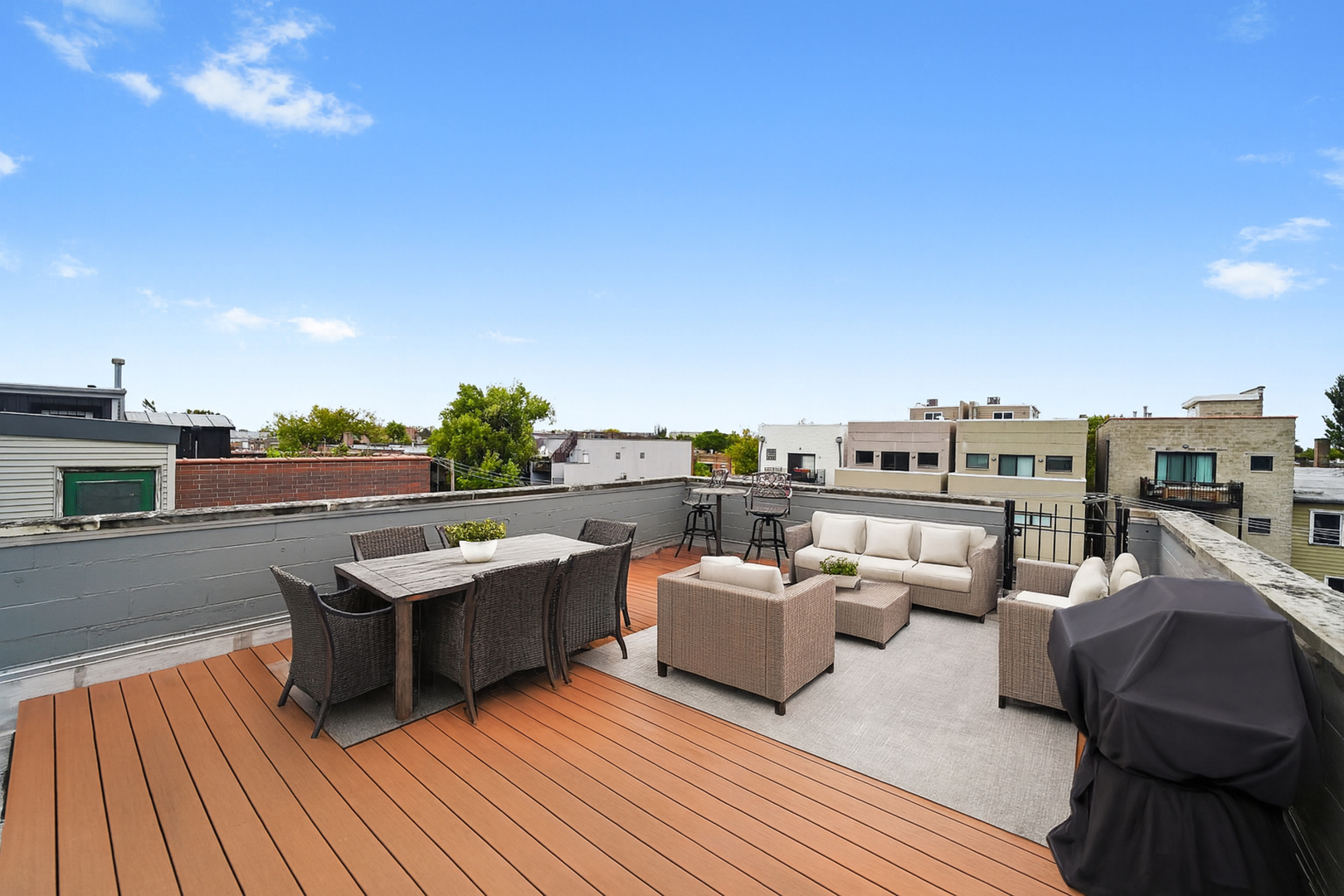 926 N WINCHESTER Avenue 3