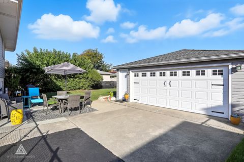 Tiny photo for 6346 90TH Street, Oak Lawn, IL 60453 (MLS # 12509573)