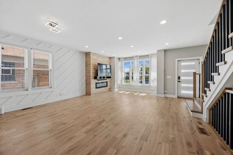 Tiny photo for 3842 W 108th Place, Chicago, IL 60655 (MLS # 12634884)