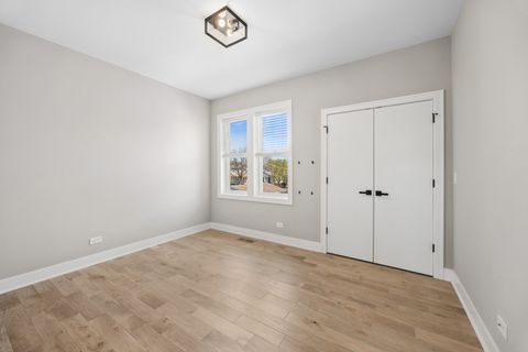 Tiny photo for 3842 W 108th Place, Chicago, IL 60655 (MLS # 12634884)