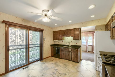 Tiny photo for 10300 S Central Park Avenue, Chicago, IL 60655 (MLS # 12710585)