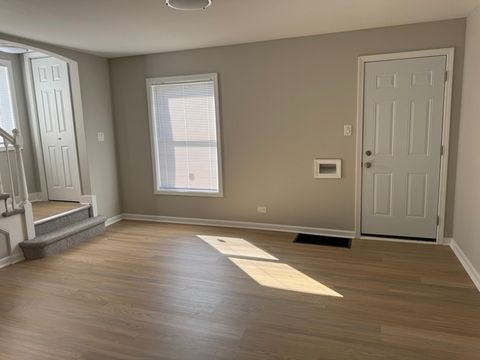 Tiny photo for Chicago, IL 60617 (MLS # 12584945)