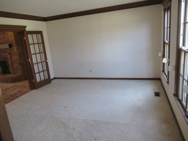 1605 Riparian Drive