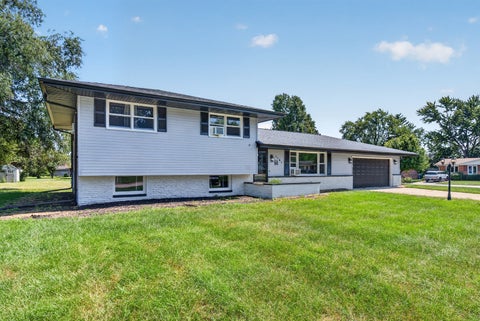 Tiny photo for 1701 Newton Drive, Morris, IL 60450 (MLS # 12750696)