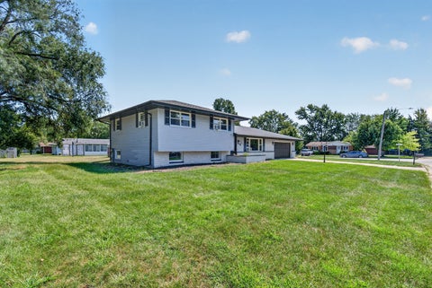 Tiny photo for 1701 Newton Drive, Morris, IL 60450 (MLS # 12750696)