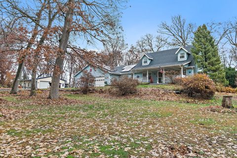 Photo of 1313 Woods Road, Belvidere, IL 61008 (MLS # 12524632)