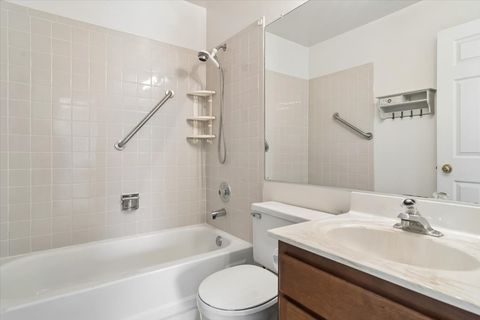 Tiny photo for 445 Park View Terrace #445, Buffalo Grove, IL 60089 (MLS # 12593331)