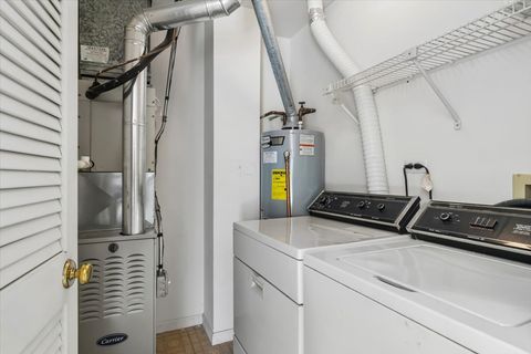 Tiny photo for 445 Park View Terrace #445, Buffalo Grove, IL 60089 (MLS # 12593331)