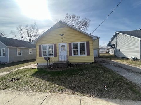 Photo of 529 N 2nd Street, Watseka, IL 60970 (MLS # 12317934)