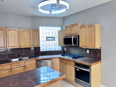 Tiny photo for 5928 S PRAIRIE Street #3, Chicago, IL 60637 (MLS # 12716058)