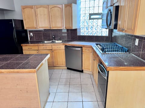 Tiny photo for 5928 S PRAIRIE Street #3, Chicago, IL 60637 (MLS # 12716058)