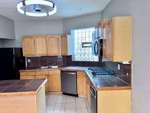 Tiny photo for 5928 S PRAIRIE Street #3, Chicago, IL 60637 (MLS # 12716058)