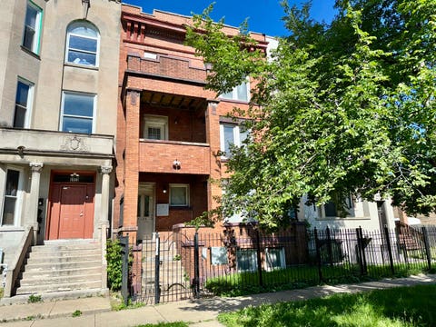 Photo of 5928 S PRAIRIE Street #3, Chicago, IL 60637 (MLS # 12716058)
