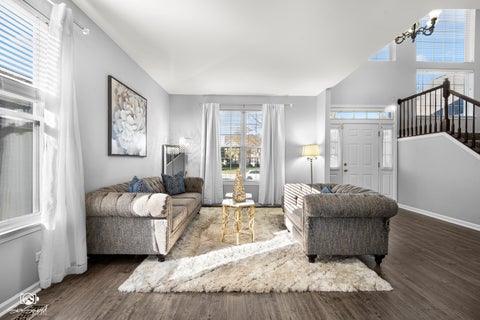 Tiny photo for 1677 Pinnacle Court, Aurora, IL 60502 (MLS # 12792202)