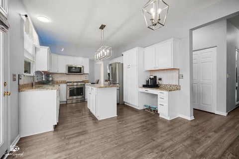 Tiny photo for 1677 Pinnacle Court, Aurora, IL 60502 (MLS # 12792202)