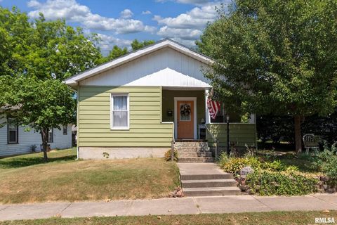 Photo of 1318 OLIVE Street, Murphysboro, IL 62966 (MLS # EB459322)