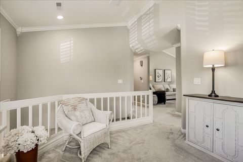 Tiny photo for 669 Golf Lane #669, Lake Barrington, IL 60010 (MLS # 12647707)