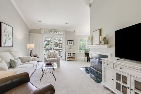 Tiny photo for 669 Golf Lane #669, Lake Barrington, IL 60010 (MLS # 12647707)