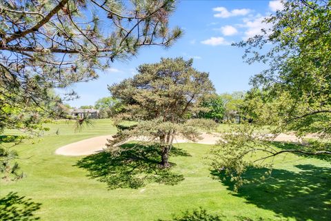 Tiny photo for 669 Golf Lane #669, Lake Barrington, IL 60010 (MLS # 12647707)