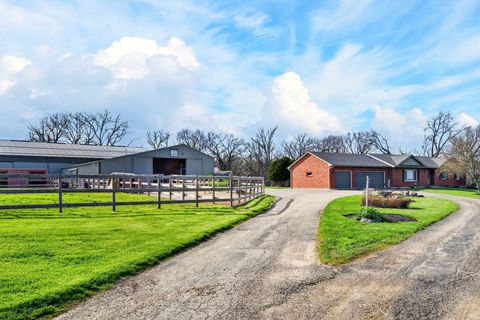 Photo of 1513 Deerpass Road, Marengo, IL 60152 (MLS # 12620548)
