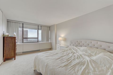 Tiny photo for 2800 N Lake Shore Drive #2617, Chicago, IL 60657 (MLS # 12413605)